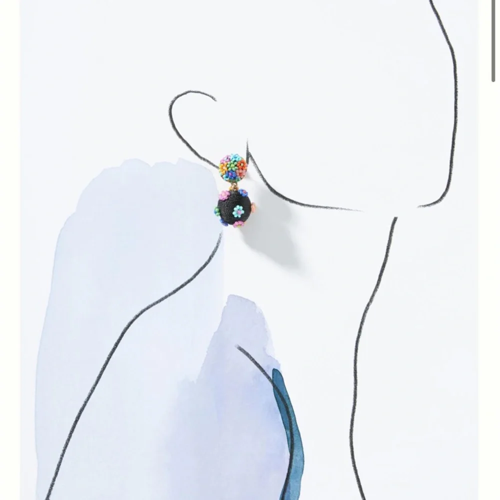 Anthropologie Suzanna Dai Flower Beaded Drop Earrings Black NWT - Picture 3 of 11